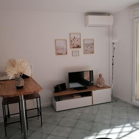 Magnifique Studio Au Calme, Climatisation, Parking, Wifi. Apartamento Beaulieu-sur-Mer Exterior foto