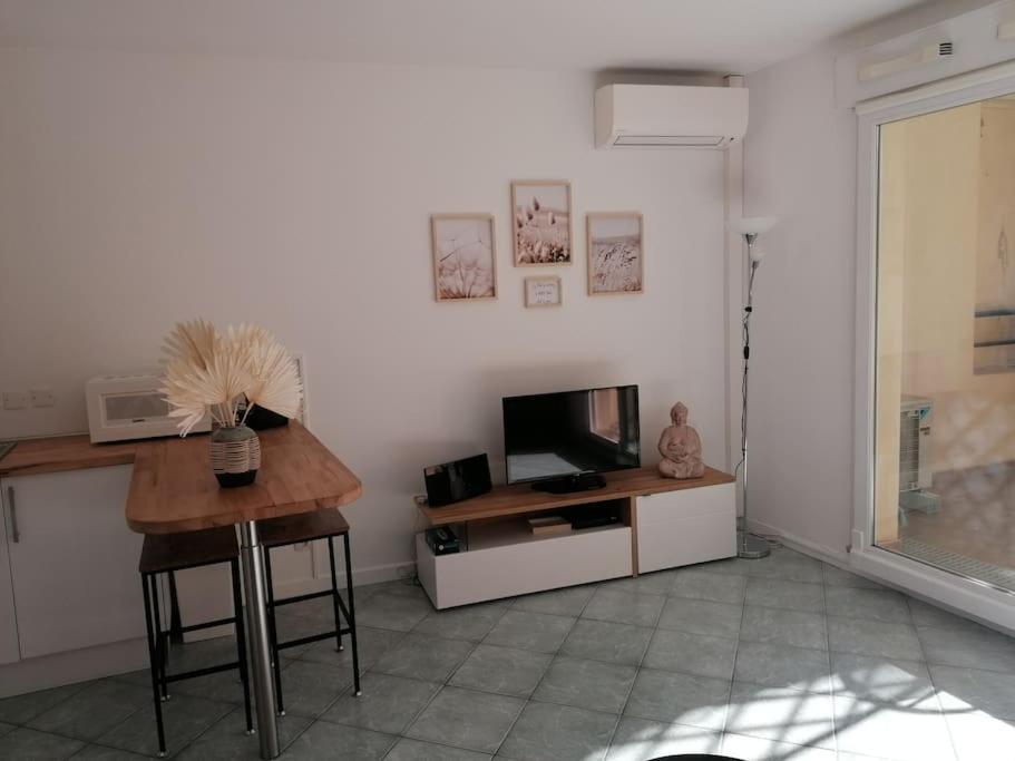 Magnifique Studio Au Calme, Climatisation, Parking, Wifi. Apartamento Beaulieu-sur-Mer Exterior foto